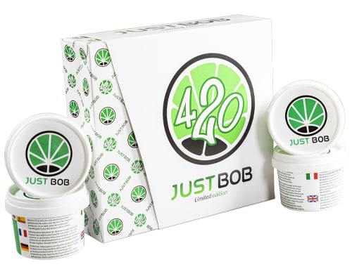 Selezione di erba legale nel kit 420 Gold Limited Edition