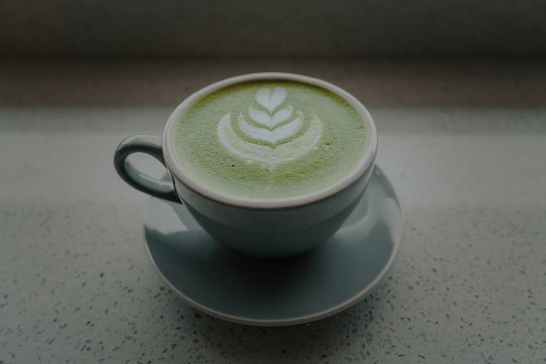 Cappuccino di latte alla cannabis