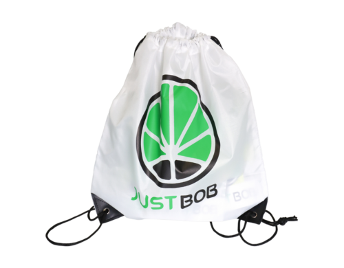 Zaino bianco con logo verde di JustBob per cannabis light ed erba legale